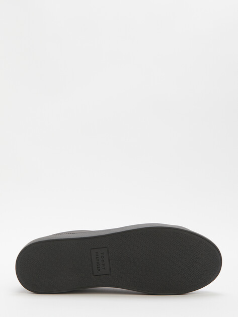 Мужские кеды TOMMY HILFIGER TH HI VULC CORE LOW, Артикул FM0FM05041, черный | 4572966. Ракурс 4 Мужские кеды TOMMY HILFIGER TH HI VULC CORE LOW, Артикул FM0FM05041, черный | 4572966. Ракурс 4