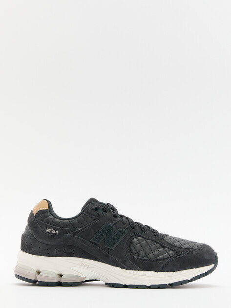 Мужские кроссовки NEW BALANCE 2002, Артикул M2002, черный | 4577050. Ракурс 3 Мужские кроссовки NEW BALANCE 2002, Артикул M2002, черный | 4577050. Ракурс 3