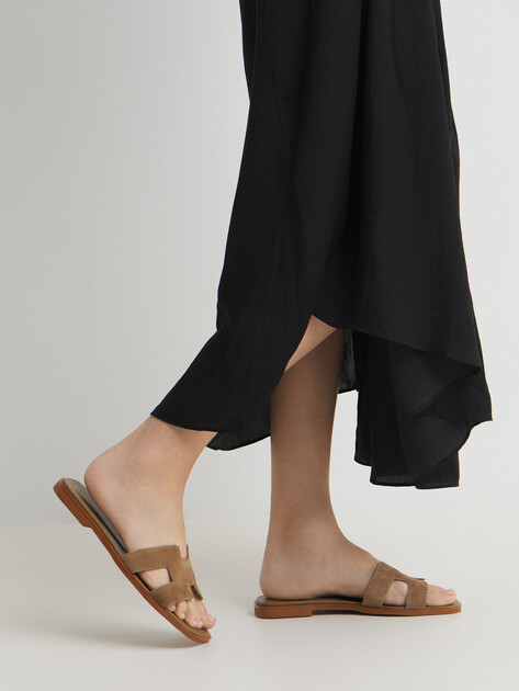 Женские шлепанцы TENDANCE, Артикул YS-48201L-1, зелено-бежевый | 4585742. Ракурс 2