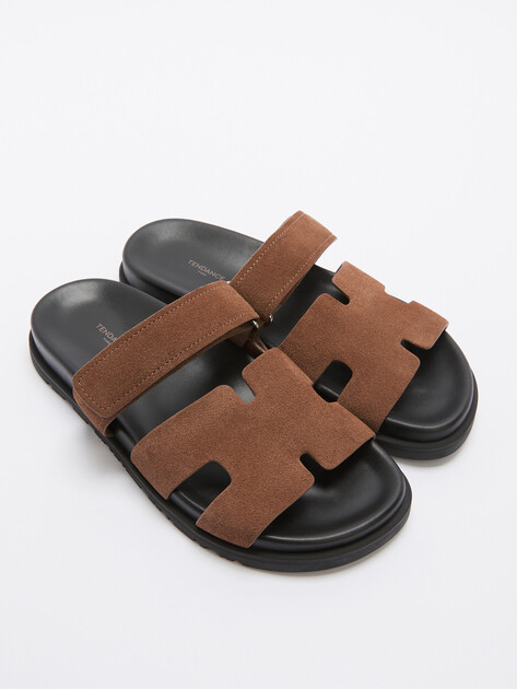 Женские шлепанцы TENDANCE, Артикул YS-48161L-4, коричневый | 4586228. Ракурс 6 Женские шлепанцы TENDANCE, Артикул YS-48161L-4, коричневый | 4586228. Ракурс 6