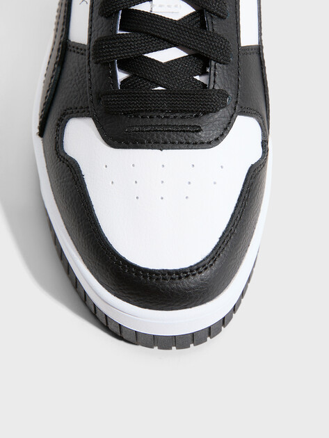 Женские кеды PUMA Carina Street, Артикул 389390, черный | 4587127. Ракурс 3