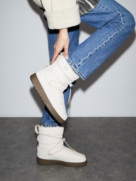 Женские дутики PUMA Snowbae Wns, Артикул 393920, молочно-белый | 4587358. Ракурс 6 Женские дутики PUMA Snowbae Wns, Артикул 393920, молочно-белый | 4587358. Ракурс 6