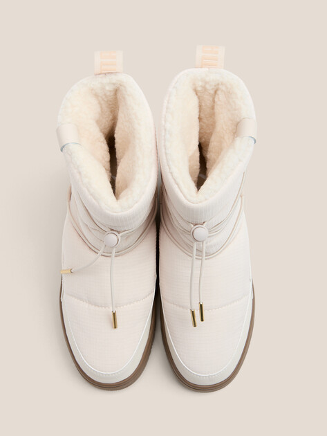 Женские дутики PUMA Snowbae Wns, Артикул 393920, молочно-белый | 4587358. Ракурс 4 Женские дутики PUMA Snowbae Wns, Артикул 393920, молочно-белый | 4587358. Ракурс 4