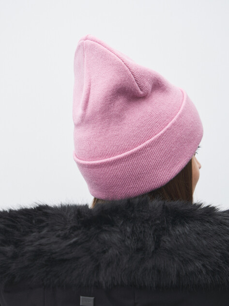 Женская шапка PUMA METAL PUMA CAT High Crown Beanie, Артикул 026404, светло-розовый | 4591432. Ракурс 2