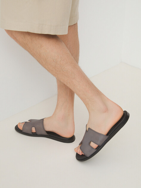 Мужские шлепанцы MAISON DAVID, Артикул TM3352F-1L, бежевато-серый | 4591779. Ракурс 2