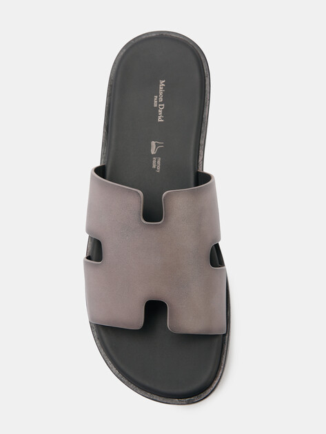 Мужские шлепанцы MAISON DAVID, Артикул TM3352F-1L, бежевато-серый | 4591779. Ракурс 5