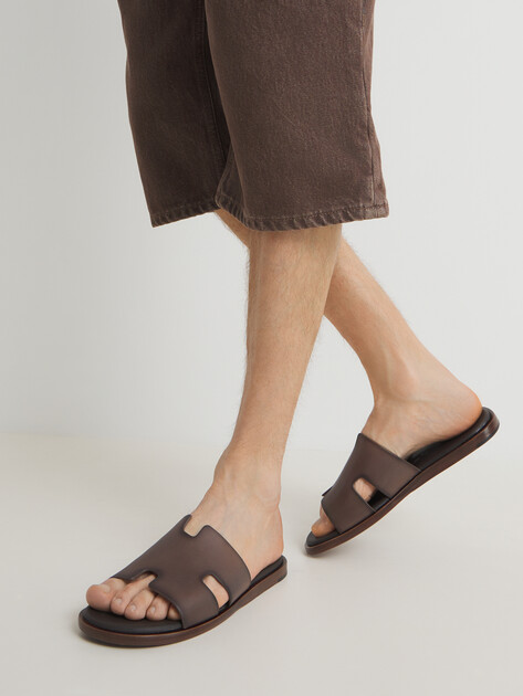 Мужские шлепанцы MAISON DAVID, Артикул TM3352F-1L, коричневый | 4591811. Ракурс 2