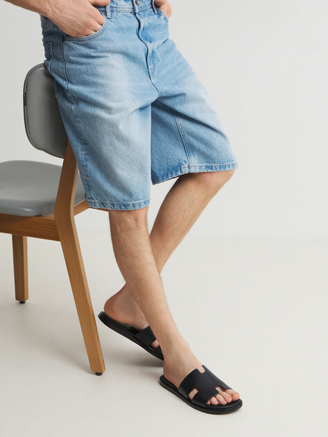 Мужские шлепанцы MAISON DAVID, Артикул TM3352F-1L, антрацитовый | 4591843. Ракурс 2 Мужские шлепанцы MAISON DAVID, Артикул TM3352F-1L, антрацитовый | 4591843. Ракурс 2