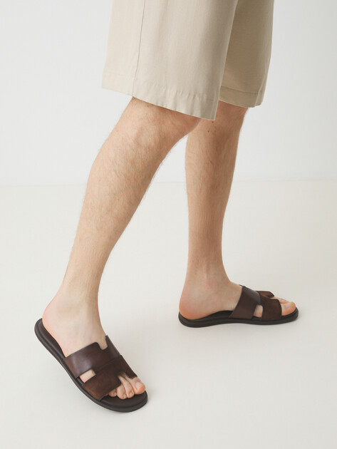 Мужские шлепанцы MAISON DAVID, Артикул TM3352F-3R, коричневый | 4592006. Ракурс 2