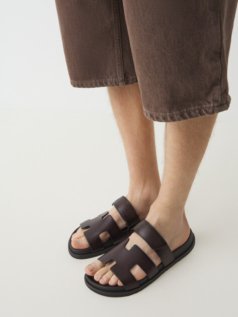 Мужские шлепанцы MAISON DAVID, Артикул TM3370F-1, шоколадный | 4592176. Ракурс 2 Мужские шлепанцы MAISON DAVID, Артикул TM3370F-1, шоколадный | 4592176. Ракурс 2