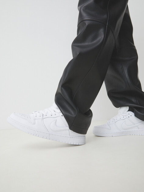 Кеды NIKE NIKE SB DUNK LOW PRO, Артикул FJ1674, белый | 4593349. Ракурс 2