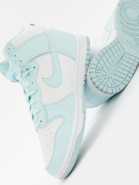 Женские высокие кеды NIKE W NIKE DUNK HIGH NN, Артикул FV5960, небесно-голубой | 4593506. Ракурс 5