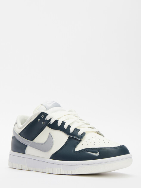 Женские кеды NIKE W NIKE DUNK LOW, Артикул HV2390, темно-синий | 4593811. Ракурс 2 Женские кеды NIKE W NIKE DUNK LOW, Артикул HV2390, темно-синий | 4593811. Ракурс 2