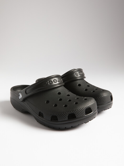 Детские сланцы CROCS CLASSIC CLOG, Артикул 206991, черный | 4601794. Ракурс 5 Детские сланцы CROCS CLASSIC CLOG, Артикул 206991, черный | 4601794. Ракурс 5