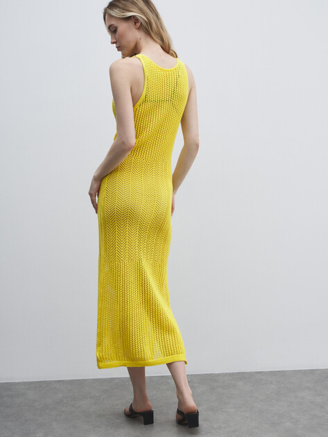 Женское платье кроше MAISON DAVID, Артикул FL8756, лимонный | 4602180. Ракурс 4