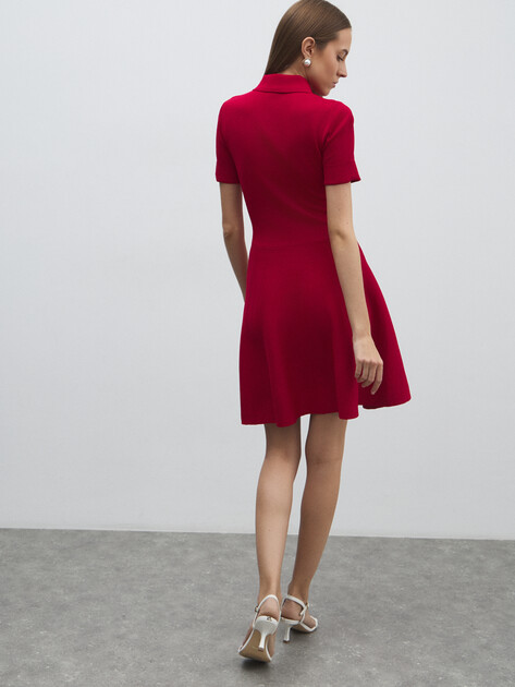 Женское платье MAISON DAVID, Артикул 2024-174, рубиновый | 4602226. Ракурс 4