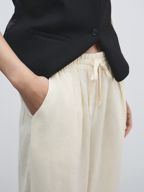 Женские брюки палаццо MAISON DAVID, Артикул KF009, молочный | 4602711. Ракурс 3