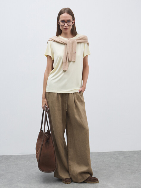 Женские брюки палаццо MAISON DAVID, Артикул KF009, светлый хаки | 4602851. Ракурс 2