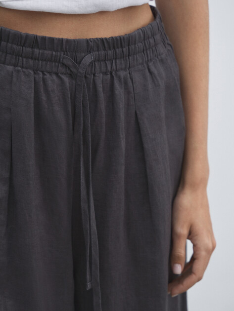 Женские брюки палаццо MAISON DAVID, Артикул KF009, антрацитовый | 4602872. Ракурс 3