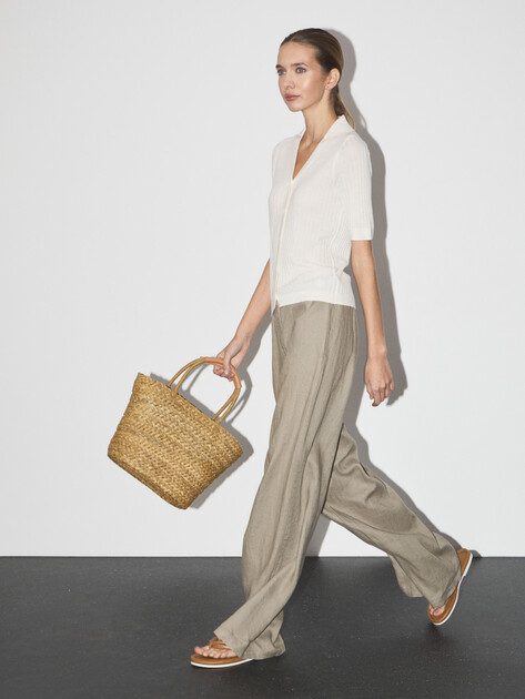 Женские широкие брюки  MAISON DAVID, Артикул KF019, зелено-серый | 4602992. Ракурс 5