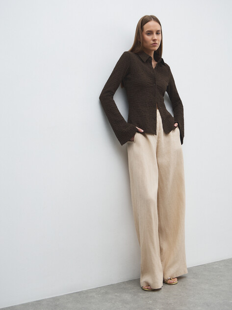Женские широкие брюки  MAISON DAVID, Артикул KF019, пшеничный | 4602999. Ракурс 2