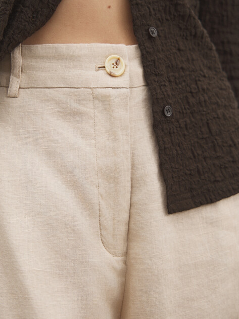 Женские широкие брюки  MAISON DAVID, Артикул KF019, пшеничный | 4602999. Ракурс 3