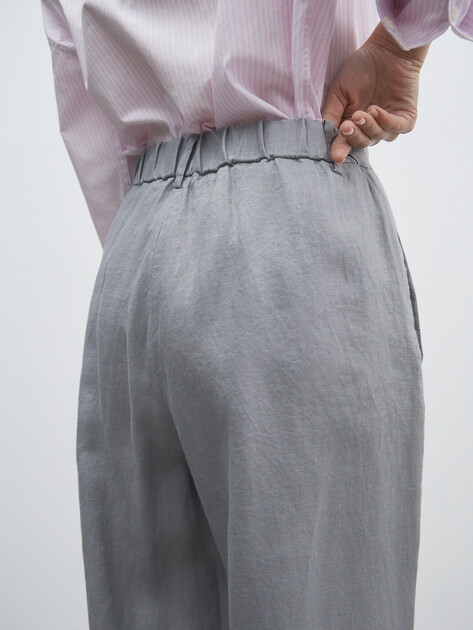 Женские широкие брюки MAISON DAVID, Артикул KF019, светло-серый | 4603021. Ракурс 3 Женские широкие брюки MAISON DAVID, Артикул KF019, светло-серый | 4603021. Ракурс 3