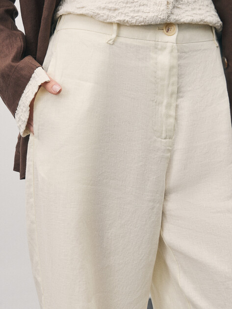Женские широкие брюки  MAISON DAVID, Артикул KF019, молочно-белый | 4603120. Ракурс 3
