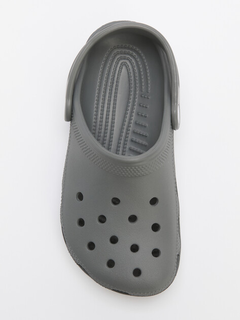 Детские сланцы CROCS CLASSIC CLOG, Артикул 206991, темно-серый | 4603919. Ракурс 4 Детские сланцы CROCS CLASSIC CLOG, Артикул 206991, темно-серый | 4603919. Ракурс 4