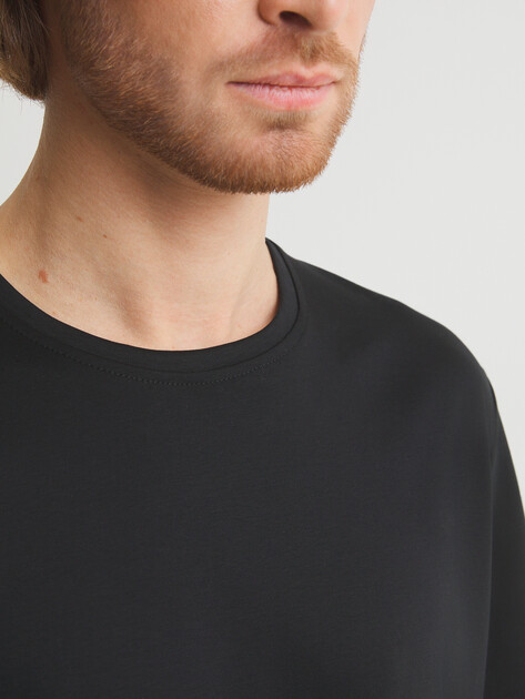 Мужская футболка MAISON DAVID, Артикул SIMON_SG528, черный | 4605829. Ракурс 3 Мужская футболка MAISON DAVID, Артикул SIMON_SG528, черный | 4605829. Ракурс 3
