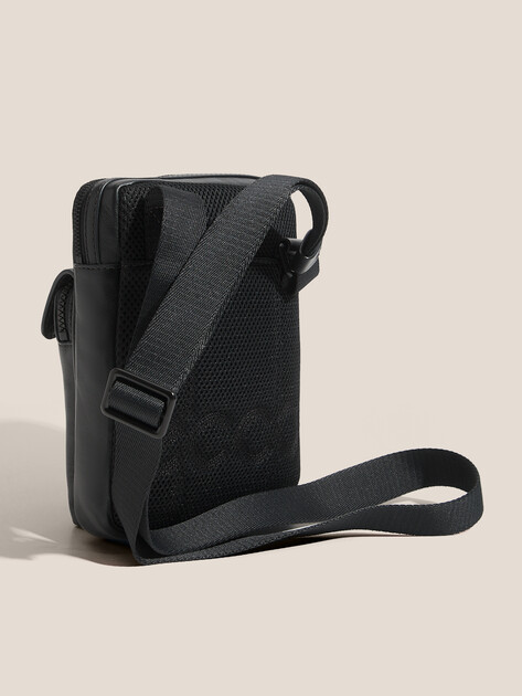 Сумка через плечо ECCO, Артикул 9108218, черный | 4606092. Ракурс 3 Сумка через плечо ECCO, Артикул 9108218, черный | 4606092. Ракурс 3