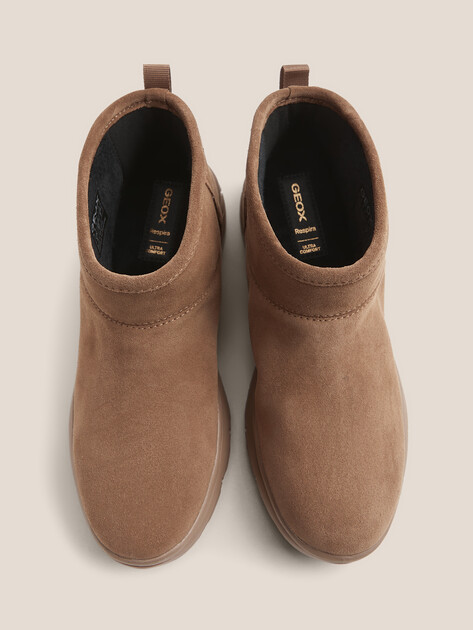 Женские угги GEOX D SPHERICA 4X4 B ABX, Артикул D5626B, коричневый | 4608540. Ракурс 4