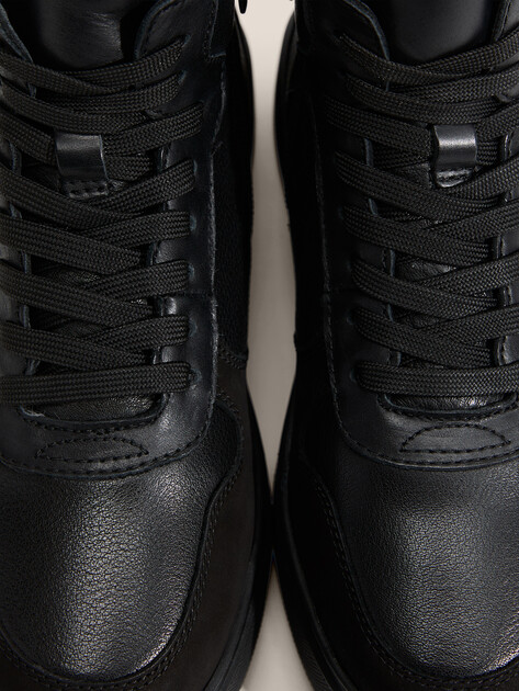 Женские высокие кеды TENDANCE, Артикул TMH3232F-7, черный | 4611476. Ракурс 3