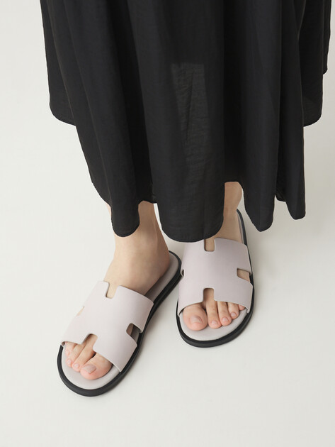 Женские шлепанцы MAISON DAVID, Артикул TM3562F-1R, бежево-серый | 4612444. Ракурс 2 Женские шлепанцы MAISON DAVID, Артикул TM3562F-1R, бежево-серый | 4612444. Ракурс 2