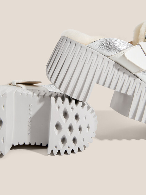 Сабо 4CCCCEES Plia Amber, Артикул Plia Amber, серебряный | 4628235. Ракурс 3