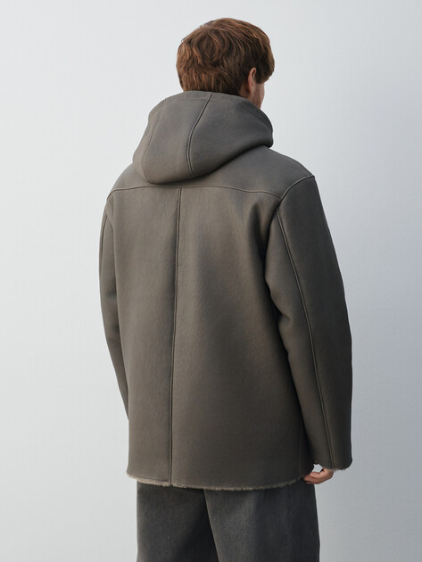 Мужская дубленка  MAISON DAVID, Артикул RV-M3A-D, пыльно-коричневый | 4630385. Ракурс 4