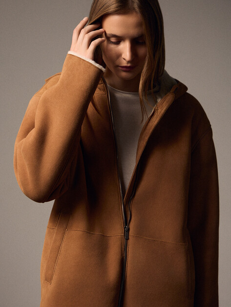 Женская дубленка  MAISON DAVID, Артикул RV-W3A-D, светло-коричневый | 4630421. Ракурс 5