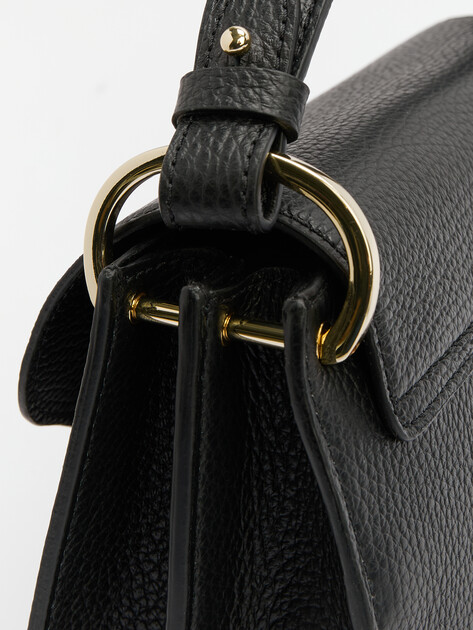 Женская сумка  COCCINELLE HANDBAG GRAINED LEATHER, Артикул E1 SSL 18 02 01, черный | 4635121. Ракурс 3