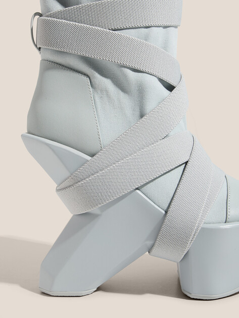 Женские сапоги UNITED NUDE Boulder Boot, Артикул Boulder Boot, светло-серый | 4635998. Ракурс 3 Женские сапоги UNITED NUDE Boulder Boot, Артикул Boulder Boot, светло-серый | 4635998. Ракурс 3