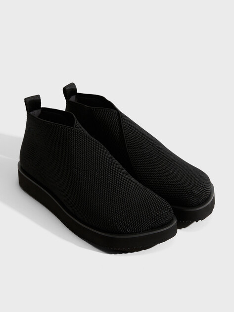 Мужские ботинки UNITED NUDE Fold Lo Mens, Артикул Fold Lo Mens, черный | 4636950. Ракурс 2