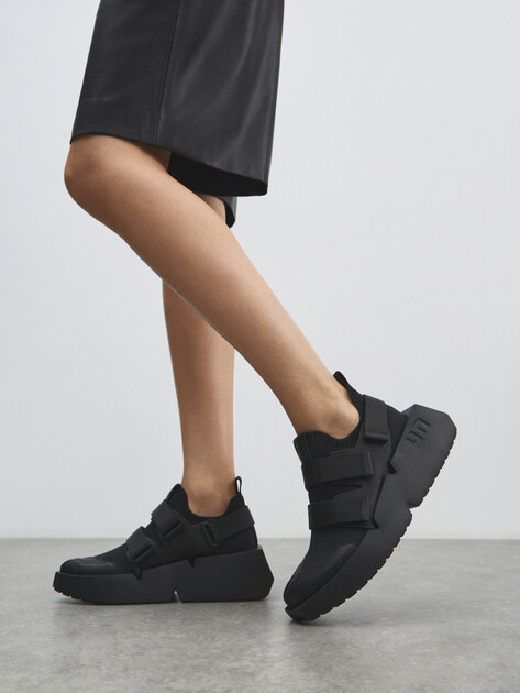 Женские кроссовки UNITED NUDE Mega Run, Артикул Mega Run, черный | 4638673. Ракурс 6