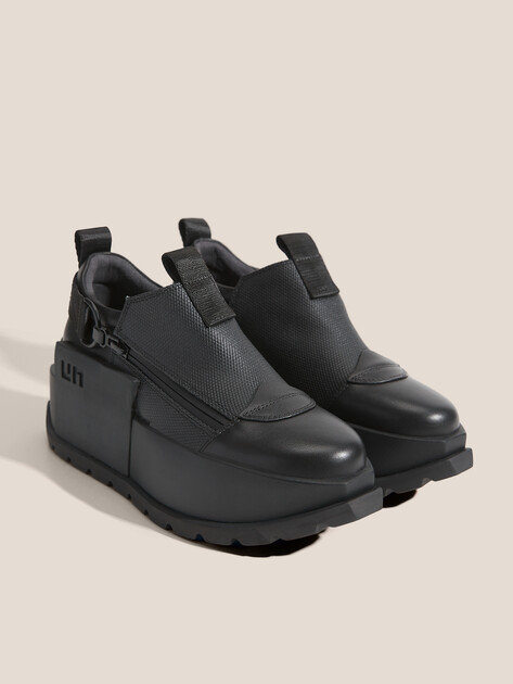 Женские кроссовки UNITED NUDE Roko Zar, Артикул Roko Zar, черный | 4639613. Ракурс 2