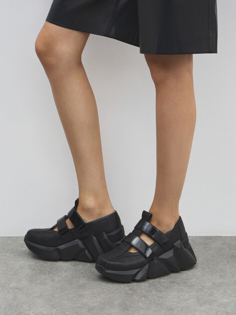Женские кроссовки на танкетке UNITED NUDE Space Kick MJ, Артикул Space Kick MJ, черный | 4642670. Ракурс 6