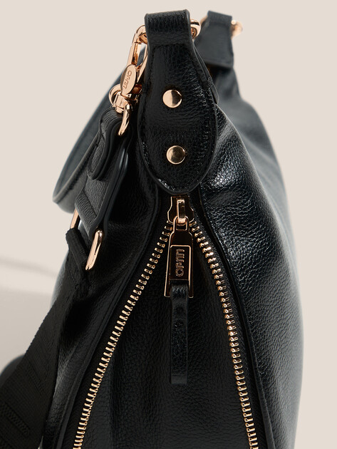 Женская сумка LIU∙JO HOBO, Артикул AF5133, черный | 4643260. Ракурс 2 Женская сумка LIU∙JO HOBO, Артикул AF5133, черный | 4643260. Ракурс 2