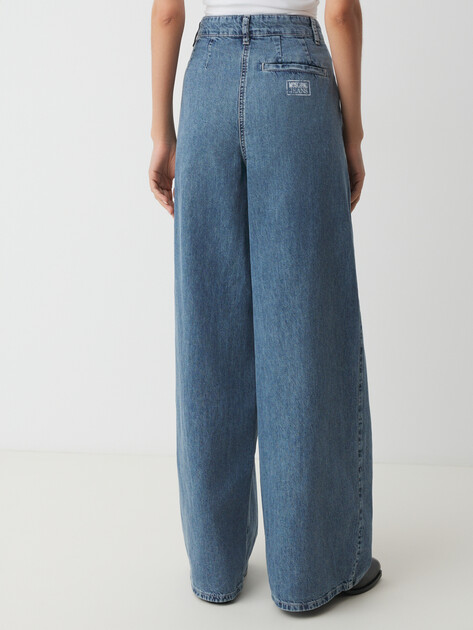 Женские широкие джинсы MO5CH1NO JEANS DENIM, Артикул 0341 SS25, серо-синий | 4644501. Ракурс 4 Женские широкие джинсы MO5CH1NO JEANS DENIM, Артикул 0341 SS25, серо-синий | 4644501. Ракурс 4