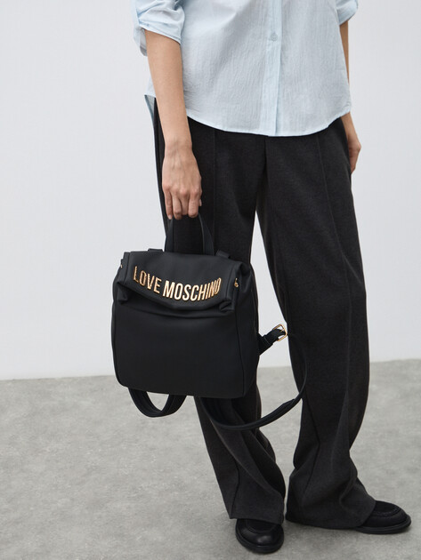 Женский рюкзак LOVE MOSCHINO BOLD LOVE HAMMERED, Артикул JC4306PP, черный | 4644988. Ракурс 5