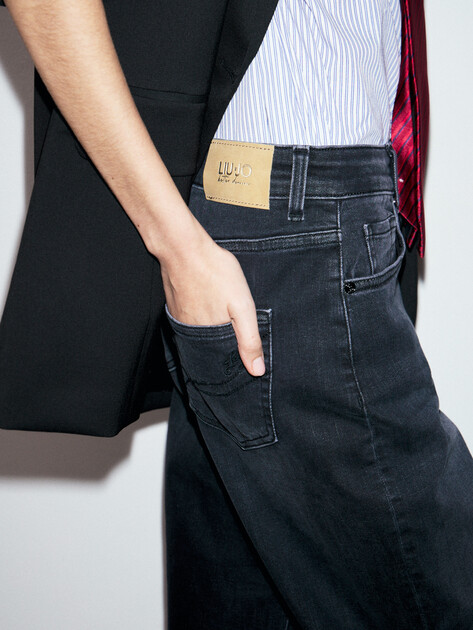 Женские прямые джинсы LIU∙JO ECS PANT.CARROT H.W., Артикул UF5135, черный | 4648835. Ракурс 3 Женские прямые джинсы LIU∙JO ECS PANT.CARROT H.W., Артикул UF5135, черный | 4648835. Ракурс 3