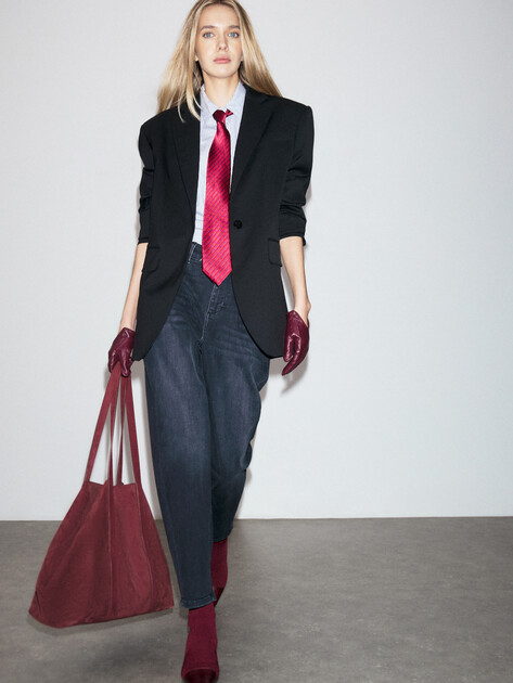 Женские прямые джинсы LIU∙JO ECS PANT.CARROT H.W., Артикул UF5135, черный | 4648835. Ракурс 5 Женские прямые джинсы LIU∙JO ECS PANT.CARROT H.W., Артикул UF5135, черный | 4648835. Ракурс 5