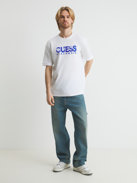 Мужская футболка GUESS SS CN GUESS LOGO TEE, Артикул F5GI11I3Z14, белый | 4660236. Ракурс 2