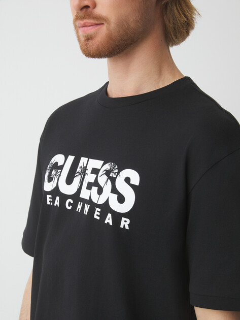 Мужская футболка GUESS SS CN GUESS LOGO TEE, Артикул F5GI11I3Z14, черный | 4660285. Ракурс 3